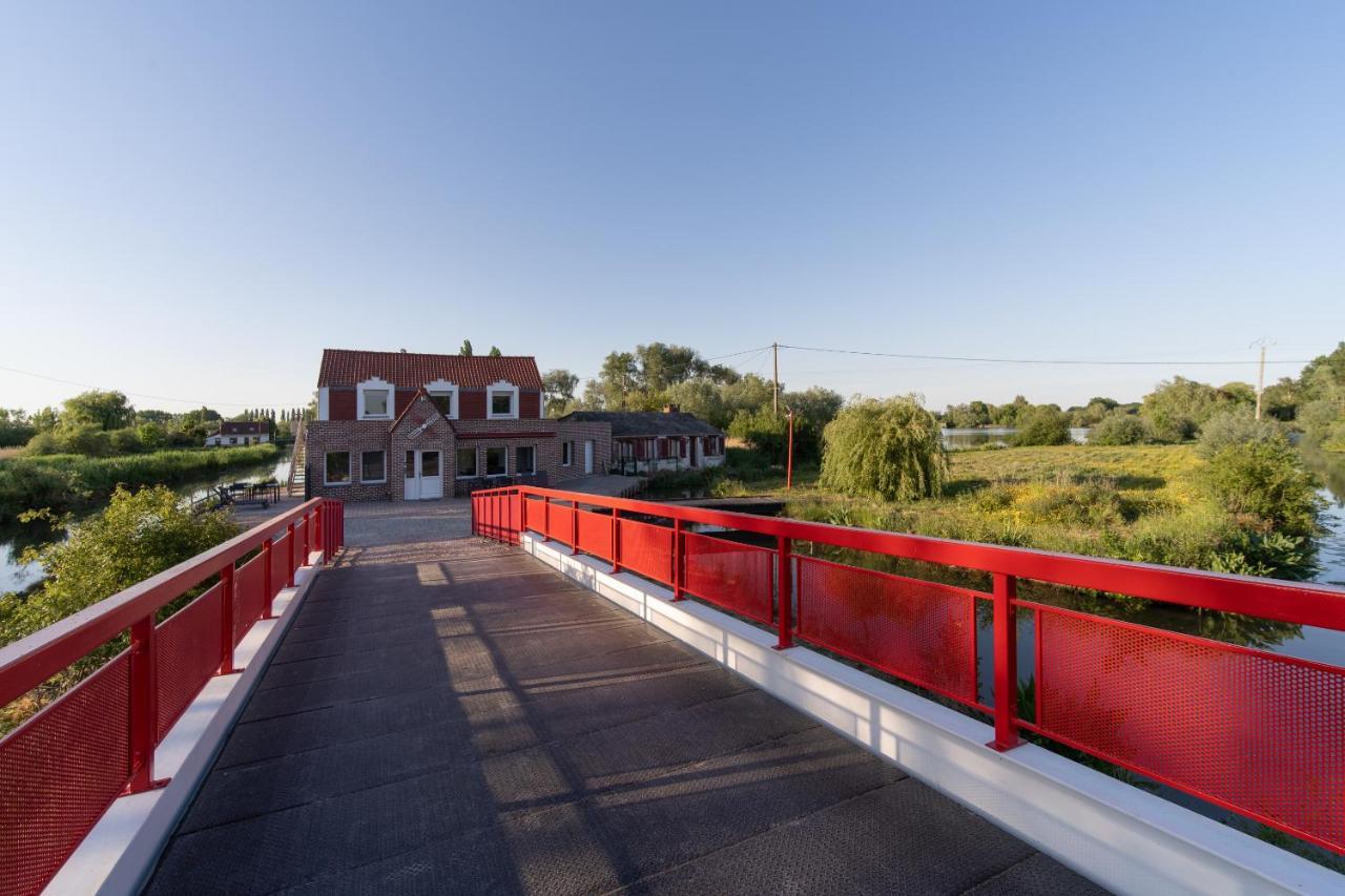Le Moulin Rouge Clairmarais Gite "Le Grebe"" Экстерьер фото